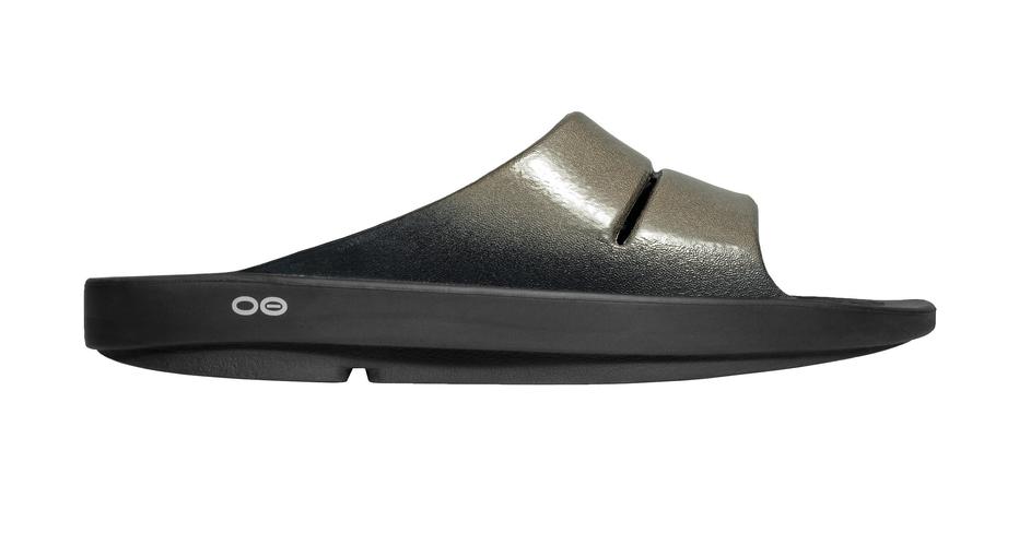 Oofos OOAHH Luxe Slide - Latte Lawn Bowls Sandal